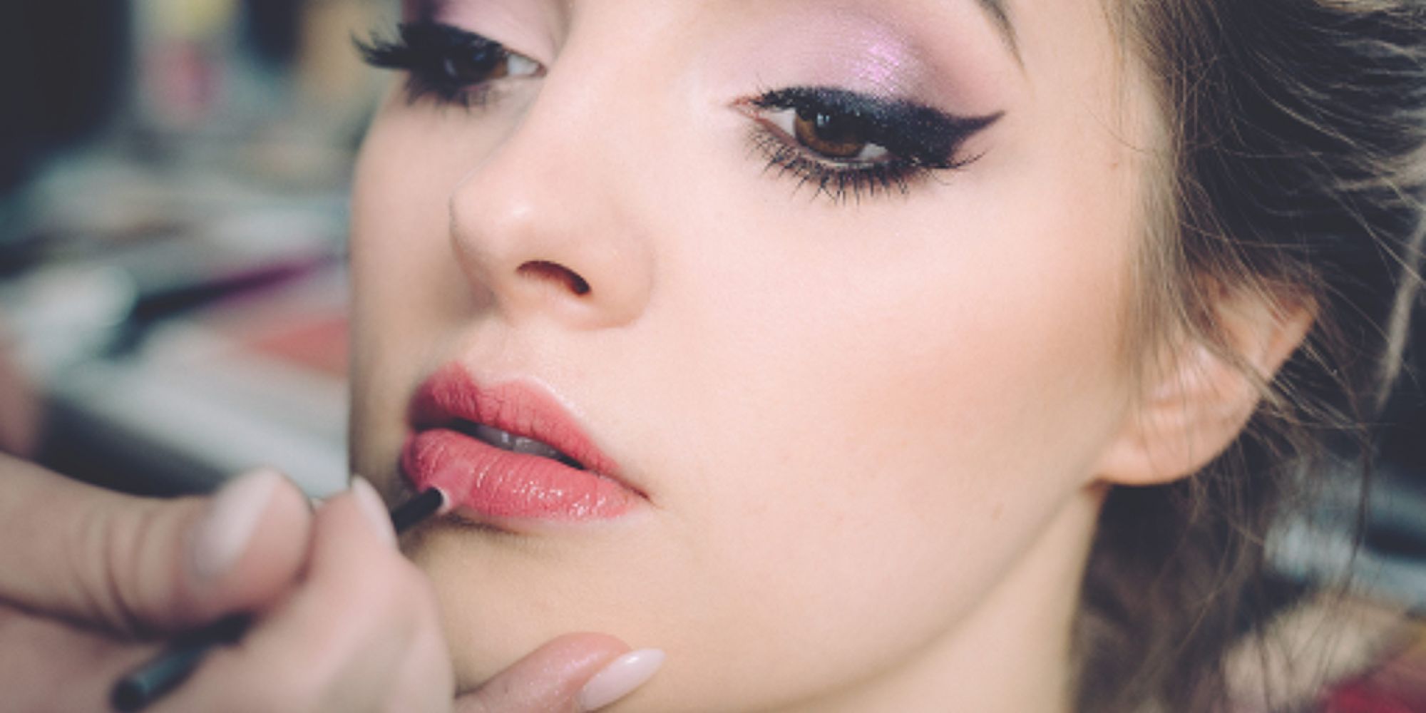 Goodbye Matte and Hello Shine: Lip Glosses And The Makeup Minimalism Movement
