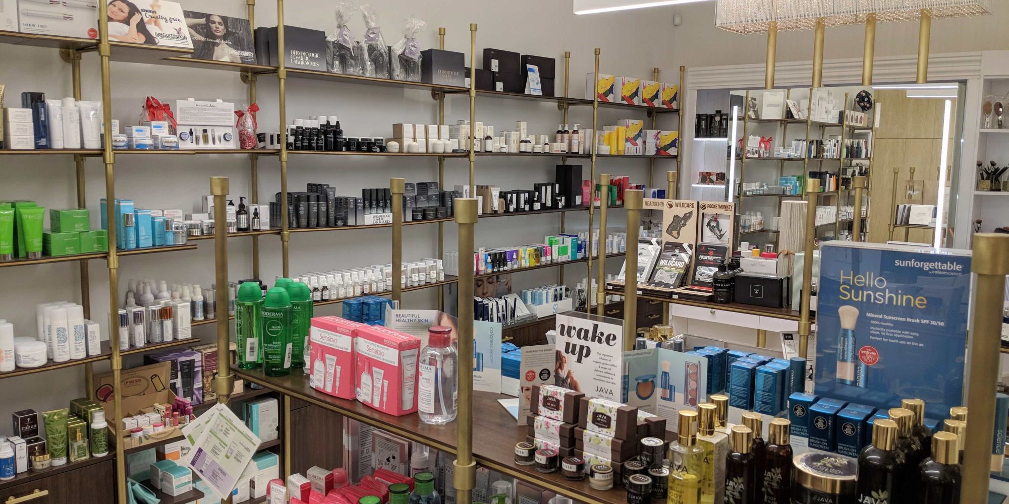 Brandon Cross Develops Cedra Pharmacy’s Beauty Selection With Customers In Mind