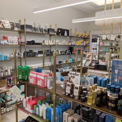 Brandon Cross Develops Cedra Pharmacy’s Beauty Selection With Customers In Mind