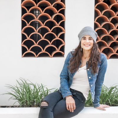 Lifestyle Influencer Janny Organically Drops Truth Bombs And Builds Trust