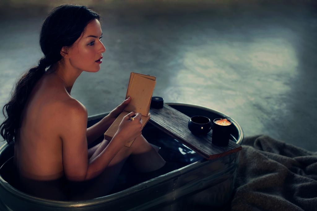 May Lindstrom Is A Badass—Here's Why Beauty Independent