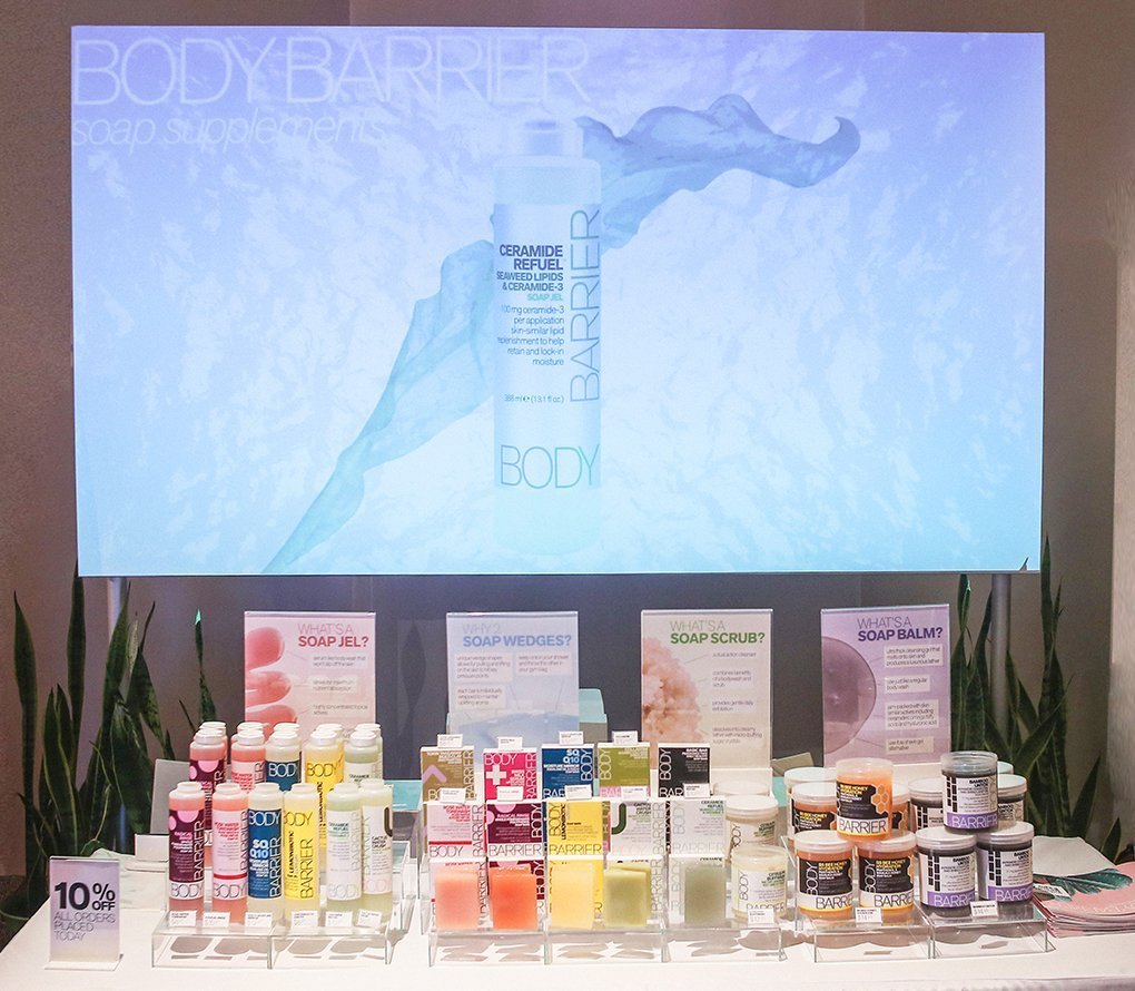 Body Barrier’s ingenious approach to delivering maximum effect in a minimal exhibition space was to employ a short throw projector to display the brand’s most enticing images.