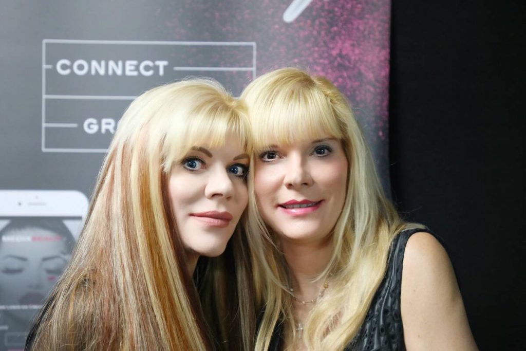 TwinMedix co-founders and twin sisters Michelle Shaffer and Tammy Fleming