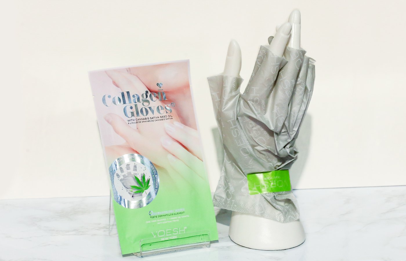 Voesh New York's Collagen Gloves hit upon three buzzy beauty trends: hand care, collagen and hemp. The gloves are infused with hemp-derived cannabis sativa seed oil to deliver a dose of moisture and help restore youthfulness. (IBE NY 2019 Beauty Trends)