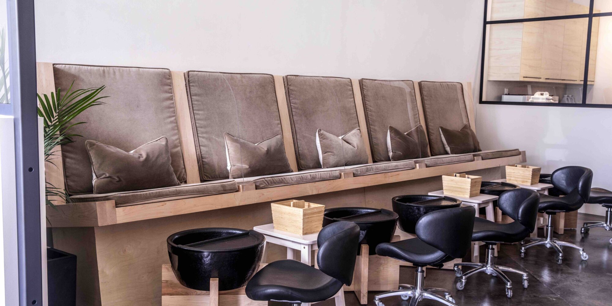 Clean Beauty Nail Salon Concept The Water Room Expands In The Midst Of The Pandemic