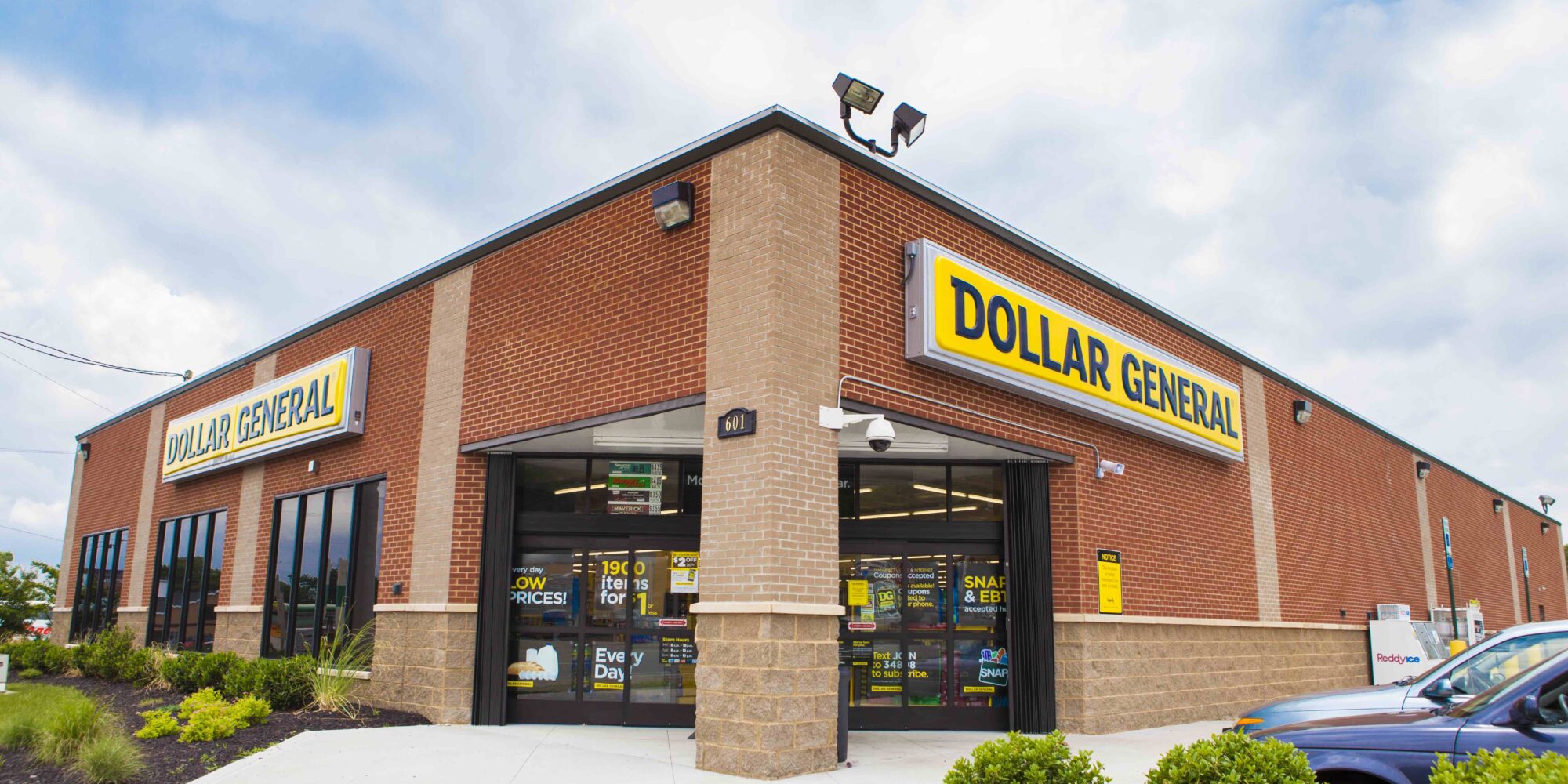 As The Economy Contracts, Dollar General Forges Ahead—And Beauty Is At The Forefront