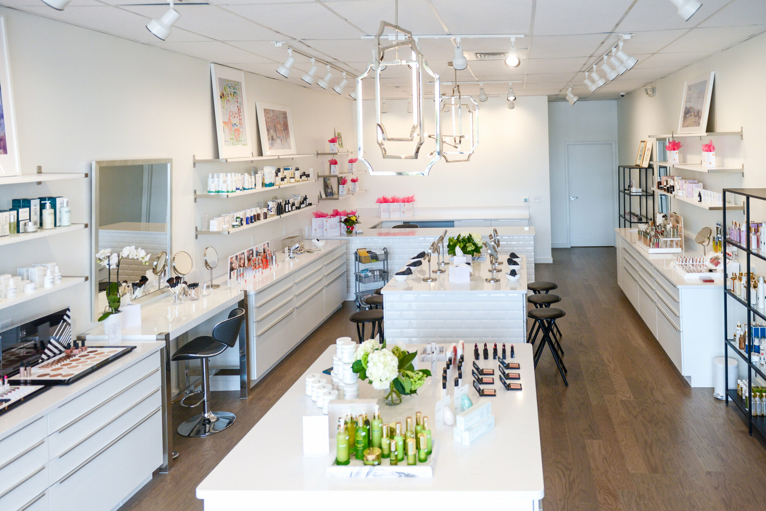 clean beauty retailer, Aillea, in Charlotte